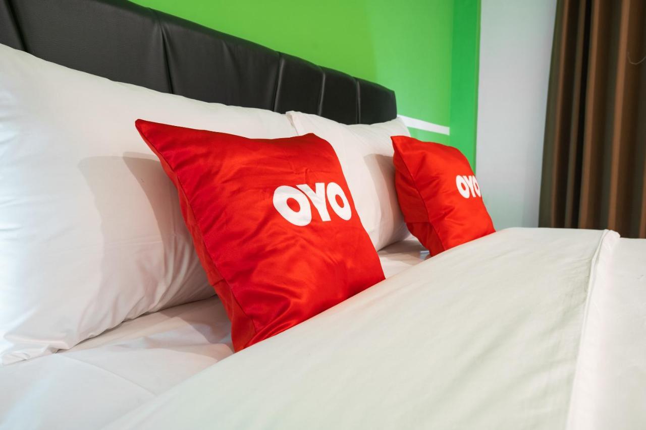 Hotel Oyo Flagship 1575 Urban 18 Surabaja Zewnętrze zdjęcie