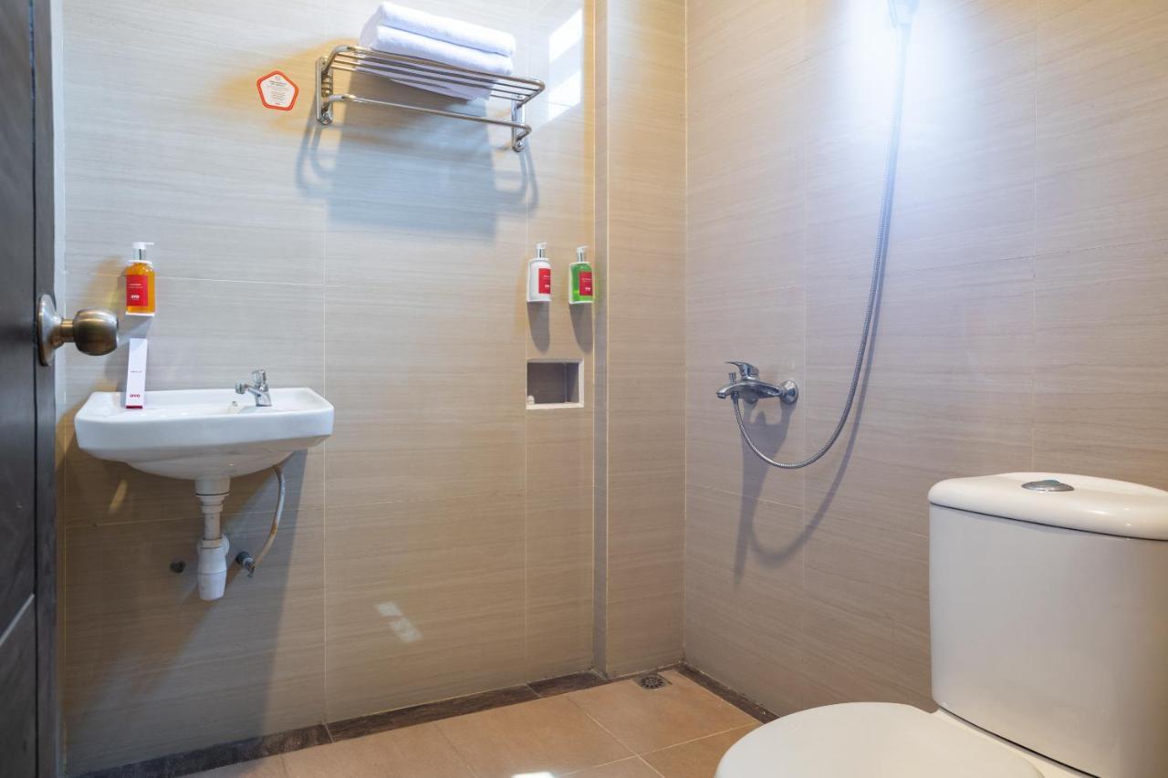 Hotel Oyo Flagship 1575 Urban 18 Surabaja Zewnętrze zdjęcie