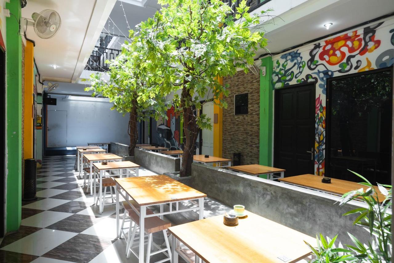 Hotel Oyo Flagship 1575 Urban 18 Surabaja Zewnętrze zdjęcie