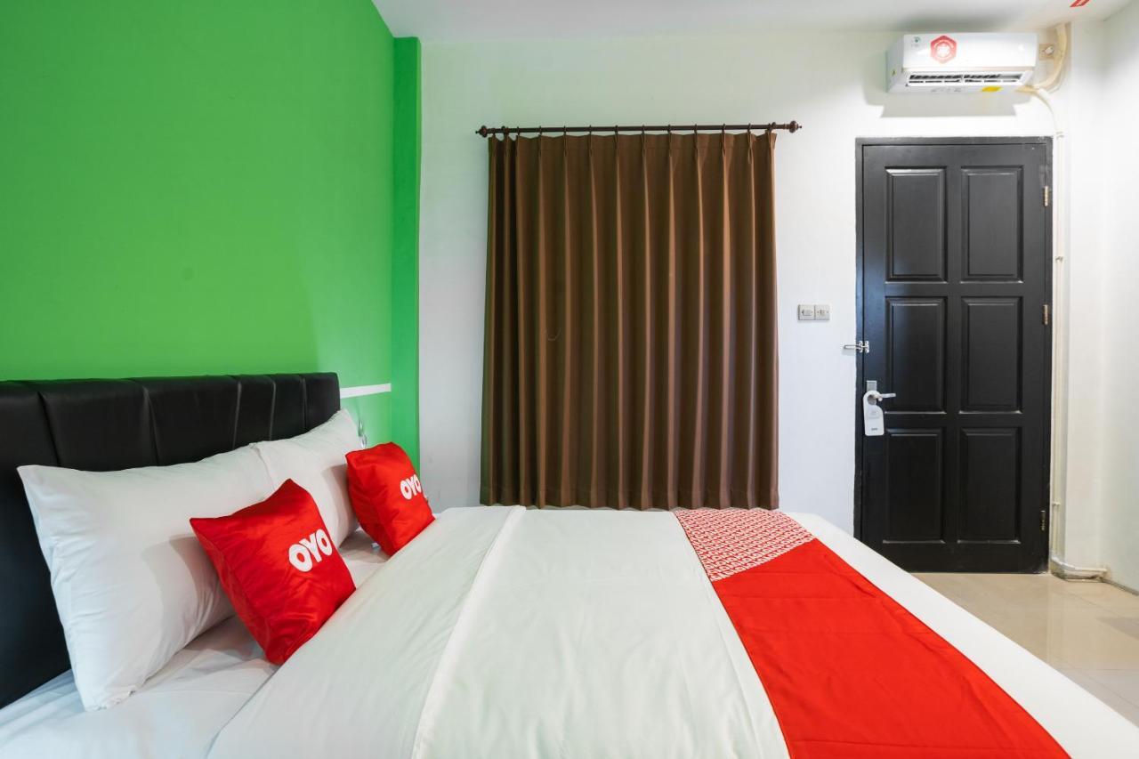 Hotel Oyo Flagship 1575 Urban 18 Surabaja Zewnętrze zdjęcie